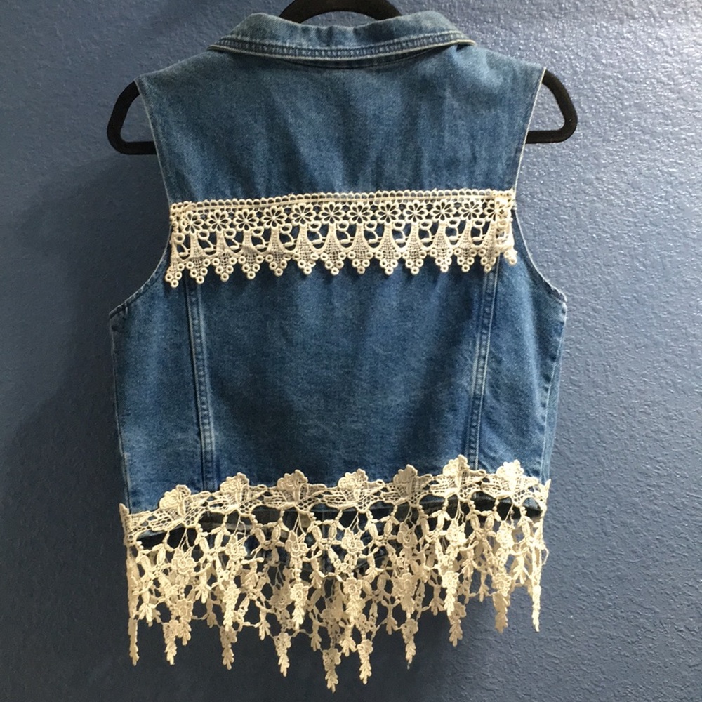 Vintage denim lace vest - Picture 4 of 8